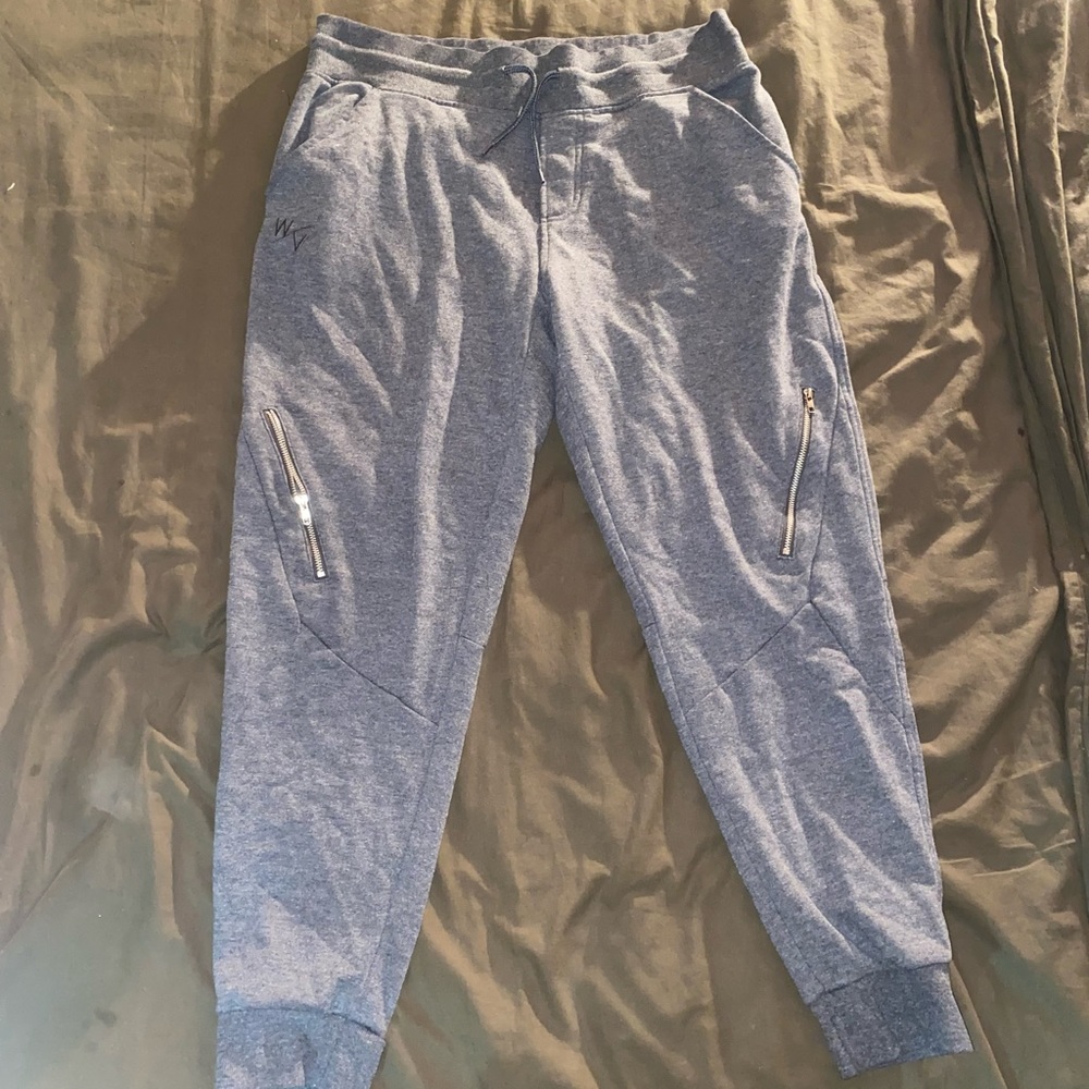 Well versed sweatpants